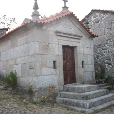 Holiday home O Ninho Do Corvo *